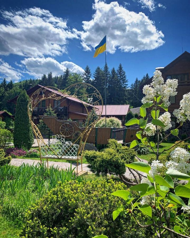Готель Жди Ня Єво Instagram Zhdenievo Hotel ชเดนิเยโว ภายนอก รูปภาพ