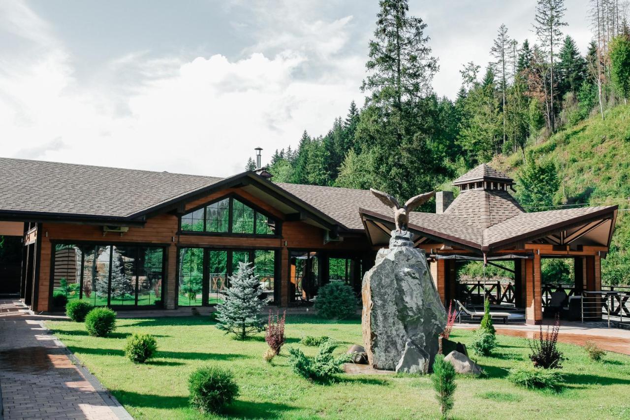 Готель Жди Ня Єво Instagram Zhdenievo Hotel ชเดนิเยโว ภายนอก รูปภาพ